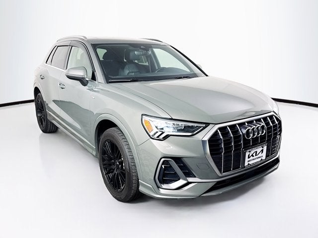 2021 Audi Q3 S line Premium Plus
