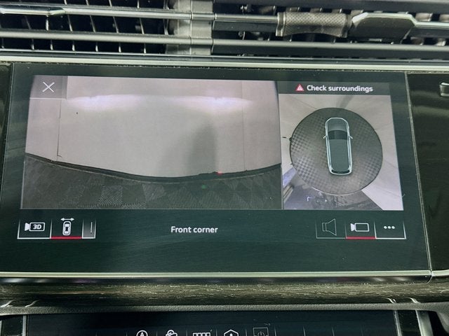 2023 Audi Q7 Premium Plus