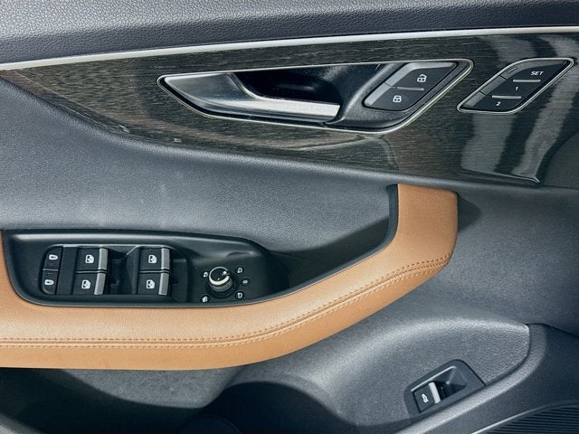 2023 Audi Q7 Premium Plus