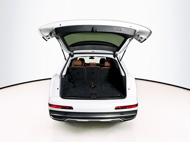 2023 Audi Q7 Premium Plus
