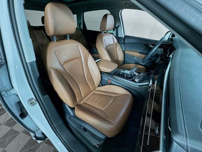 2023 Audi Q7 Premium Plus