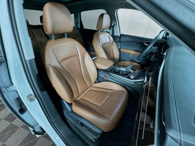 2023 Audi Q7 Premium Plus