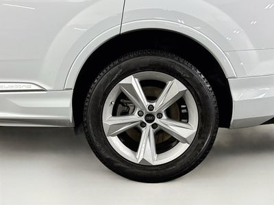 2023 Audi Q7 Premium Plus