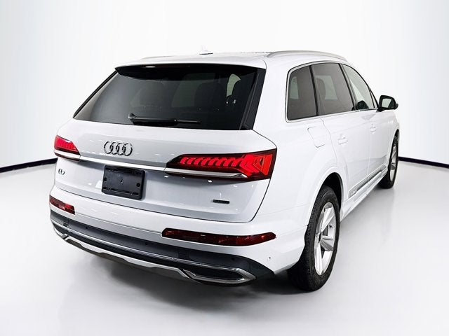 2023 Audi Q7 Premium Plus