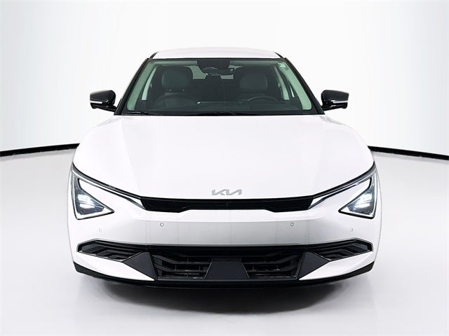 2025 Kia EV6 Light